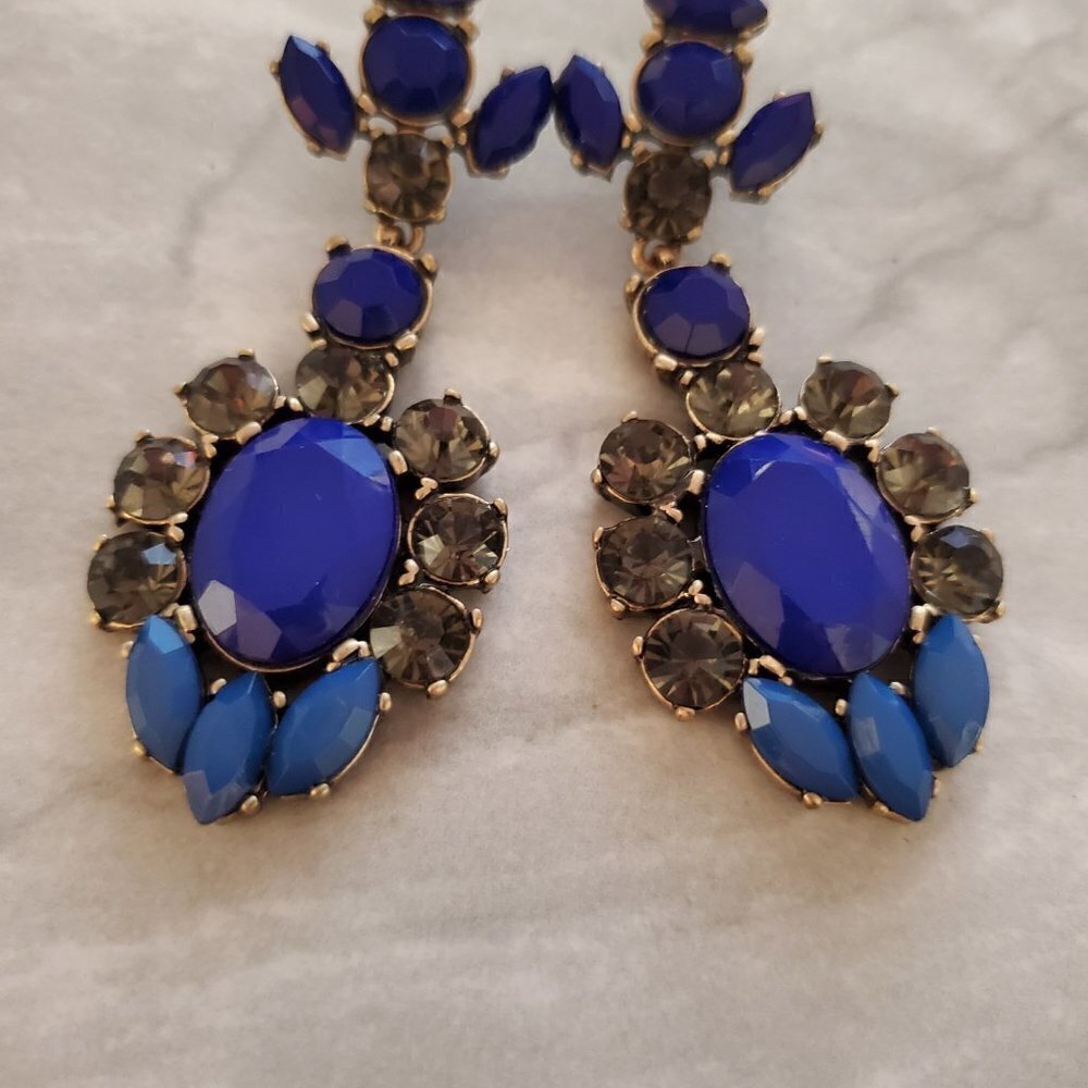 💖 J.Crew Blue Grey Rhinestones Crystals Cluster Statement Drop Dangle Earrings - Picture 3 of 15